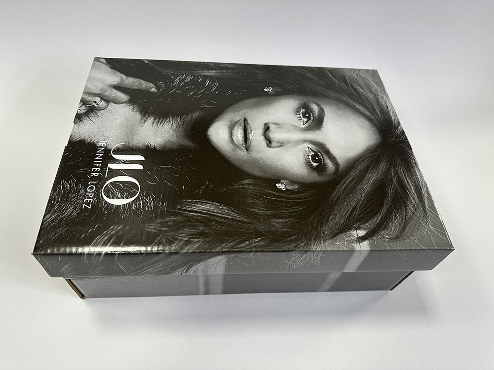 服裝(zhuāng)彩盒定制(zhì)